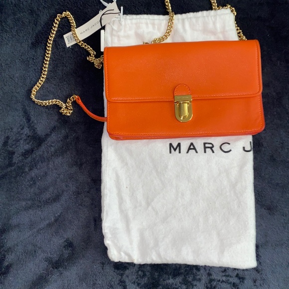 NWT RET 695 Marc Jacobs Mandarin Orange Clutch Gold Hardware - Picture 5 of 8